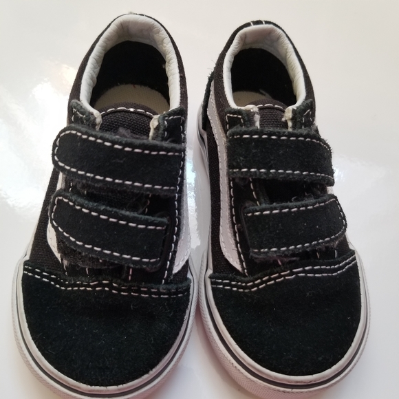 Vans Toddler Old Skool V Skate Shoe Size 5 - Picture 1 of 8